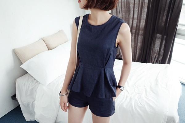 kiểu áo/váy peplum thắt eo