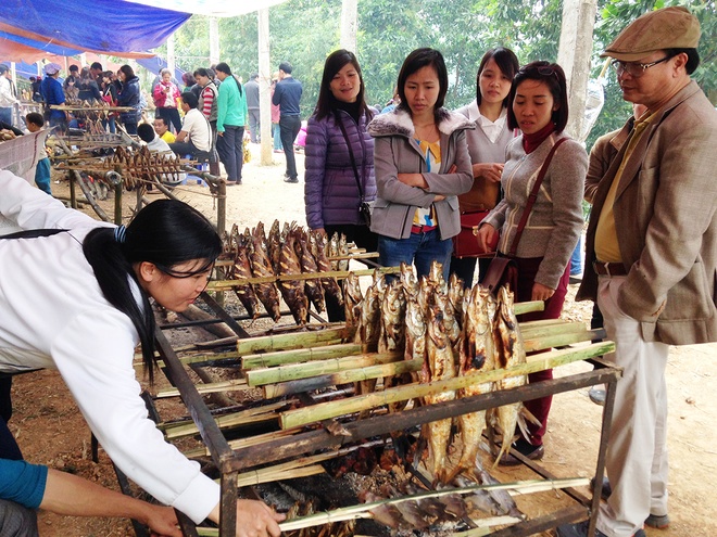 cá nướng là đặc sản của vùng thung lũng