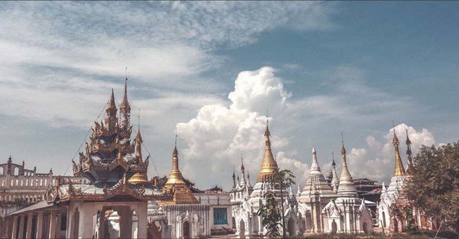 chùa vàng đặc trưng ở Myanmar