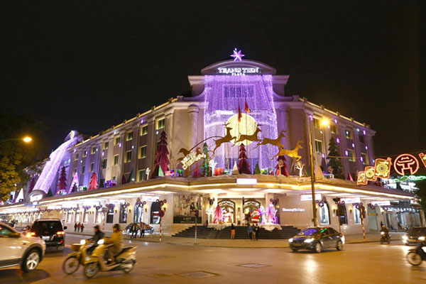 Tràng tiền Plaza là địa điểm vui chơi noel 2016 tại Hà Nội không thể bỏ lỡ