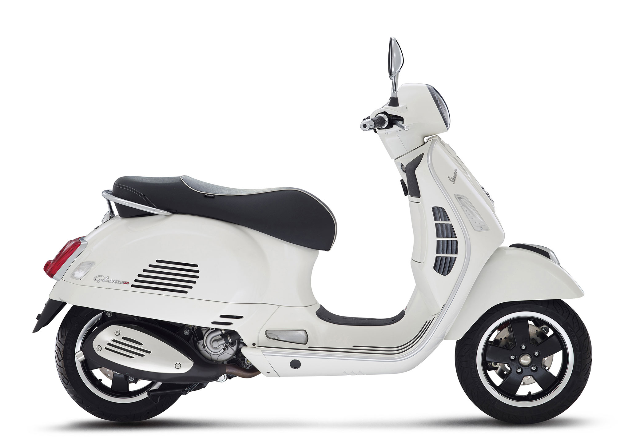 Vespa GTS 300 là mẫu siêu xe hot năm 2016