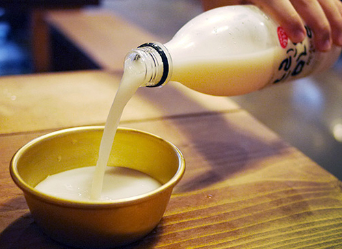 khỏe và đẹp hơn nhờ rượu gạo makgeolli