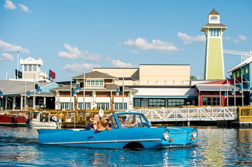 Amphicar không tệ như xe hơi, không tốt như du thuyền nhưng hoàn hảo cho các chuyến đi biển.