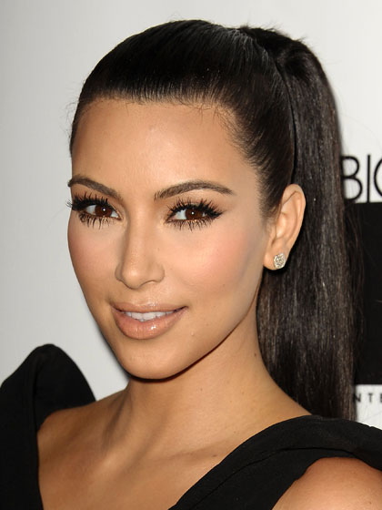 10-bi-quyet-lam-dep-cua-kim-kardashian-2