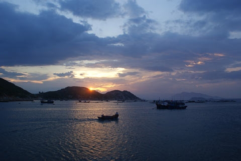 10-dieu-ly-thu-khien-ban-phai-dao-binh-ba-khanh-hoa-5