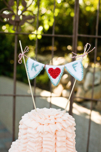 20-mau-cake-topper-cho-banh-cuoi-them-yeu-18