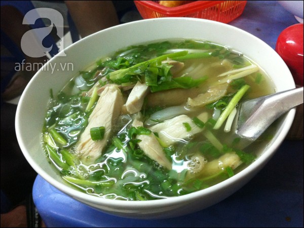 4-quan-pho-dat-xat-ra-mieng-tai-ha-noi-3