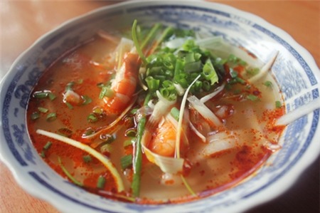 5-mon-banh-canh-sieu-ngon-xu-hue-11