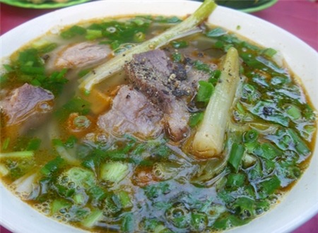 5-mon-banh-canh-sieu-ngon-xu-hue-7