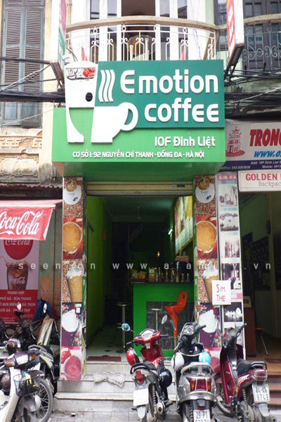 5-quan-cafe-mang-phong-cach-la-tai-ha-noi-4