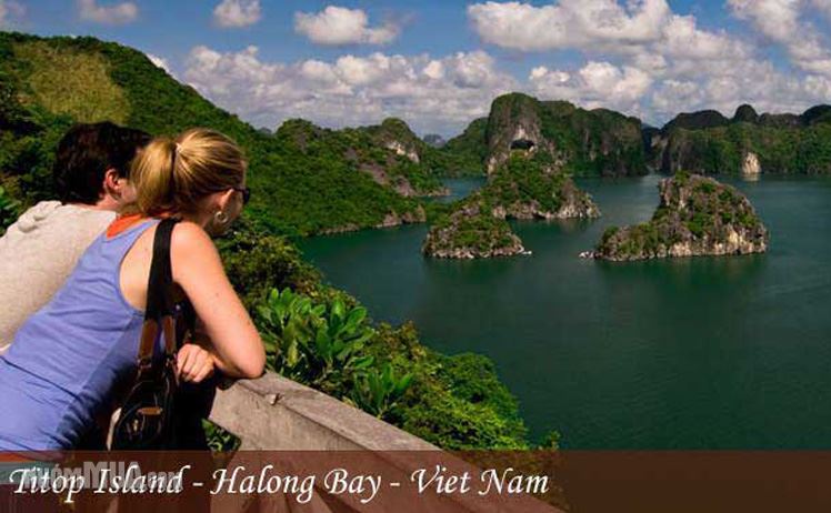 ban-can-luu-y-gi-khi-du-lich-vinh-ha-long-4