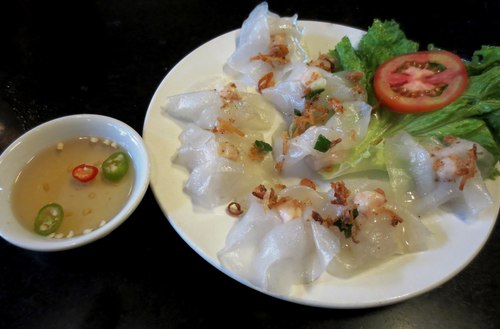 banh-vac-canh-hong-trang-pho-hoi-2