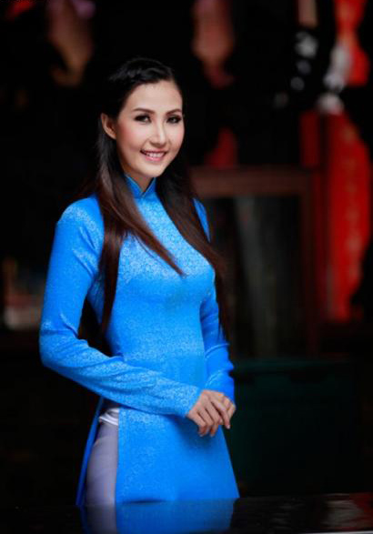 bi-quyet-mac-ao-dai-dep-cho-co-giao-tre-4