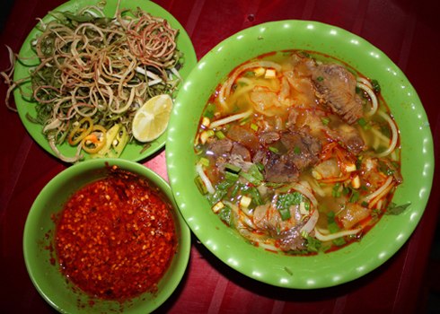 bi-quyet-nau-nuoc-dung-cuc-ngon-1