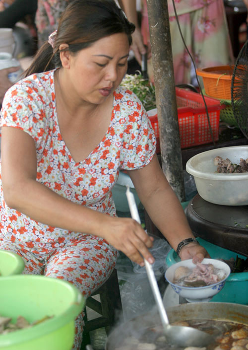 bun-bo-hue-lai-o-ha-noi-1