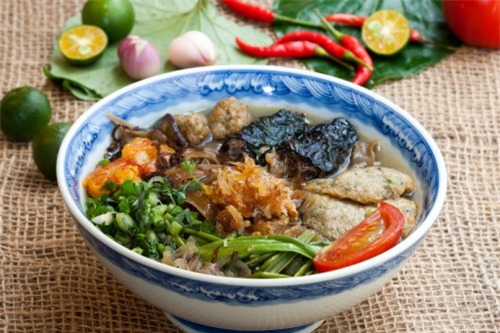 bun-tom-hai-phong-cho-ngay-tro-gio-3