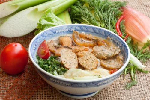 bun-tom-hai-phong-cho-ngay-tro-gio-4