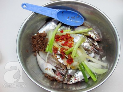 ca-linh-kho-tuong-mon-ngon-mua-nuoc-noi-2