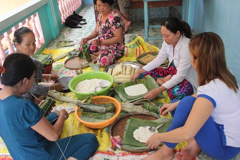 cach-goi-banh-tet-ngay-tet-cua-nguoi-mien-tay-7