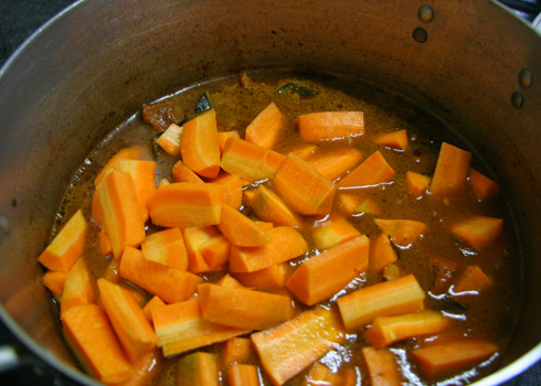 cach-nau-hu-tieu-banh-mi-bo-kho-7