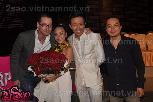 cham-diem-3-ong-chong-tay-hot-nhat-showbiz-viet-18