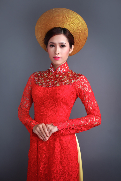 chon-ao-dai-cuoi-voi-hoa-hau-phan-thu-quyen-8