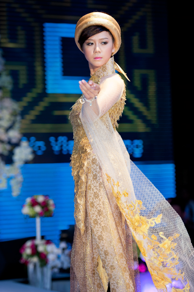 co-dau-ca-tinh-voi-ao-dai-cach-dieu-12