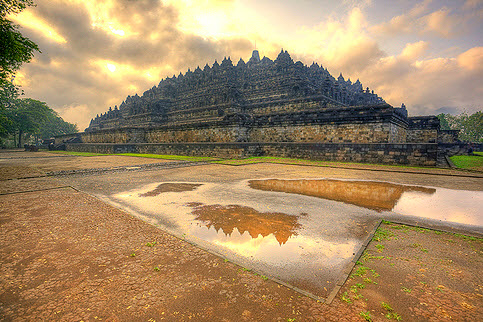 den-borobudur-ki-quan-phat-giao-lon-nhat-the-gioi-2