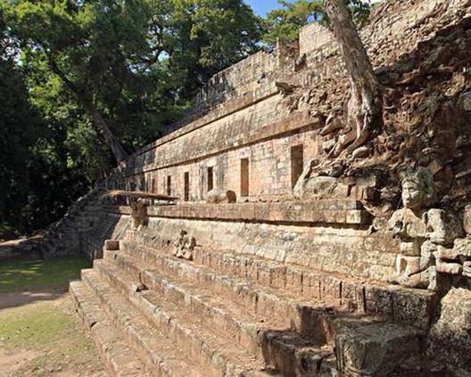 den-copan-kham-pha-nen-van-minh-maya-co-dai-2