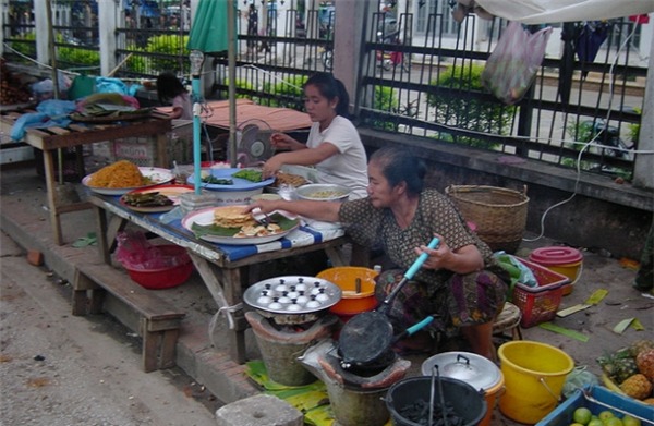 den-luang-prabang-thuong-thuc-mon-ngon-nuoc-lao-9