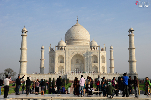 den-tham-den-tinh-yeu-taj-mahal-noi-tieng-bac-nhat-tai-an-do-5