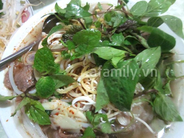 den-thanh-xuan-bac-an-bun-bo-hue-4