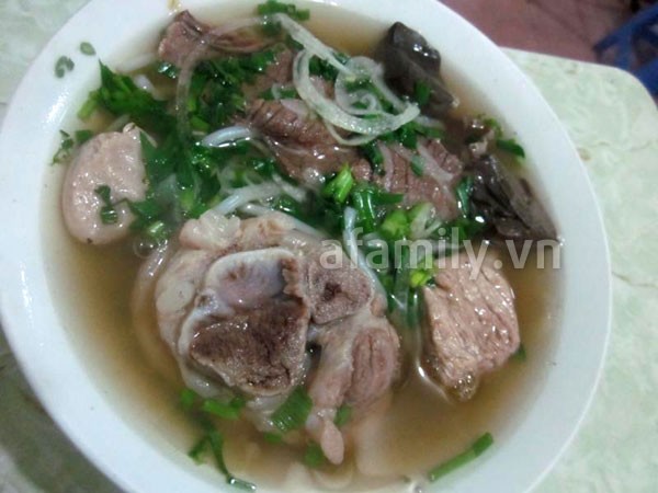 den-thanh-xuan-bac-an-bun-bo-hue-5