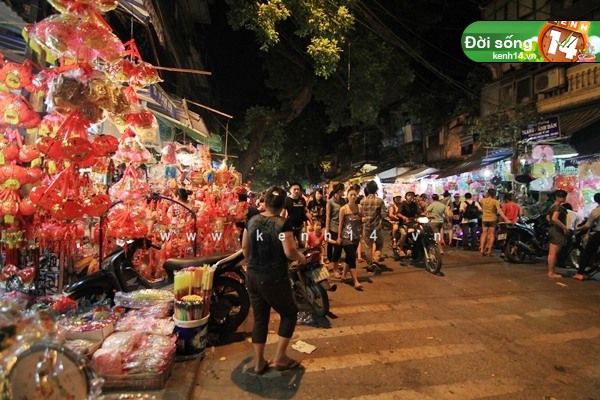 do-choi-trung-thu-ha-noi-va-sai-gon-16