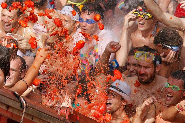 do-ruc-sac-ca-chua-le-hoi-tomatina-18