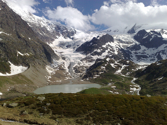 dong-song-bang-steungletscher-tuyet-dep-o-thuy-si-3