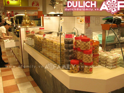 du-lich-singapore-an-vat-o-takashimaya-4