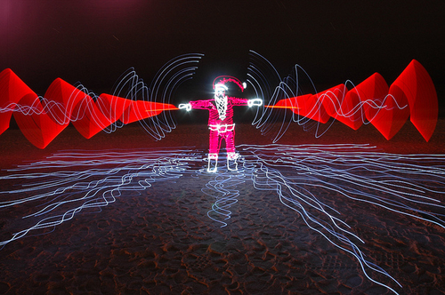 giang-sinh-lung-linh-voi-ky-thuat-light-painting-4