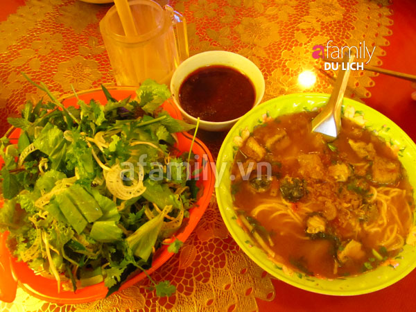 hap-dan-nhung-mon-an-quanh-khu-a8-khuong-thuong-2