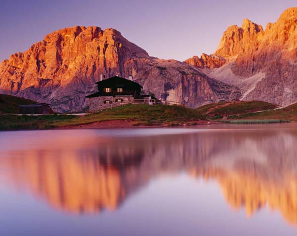 hoang-hon-tren-dinh-nui-tuyet-dolomites-4