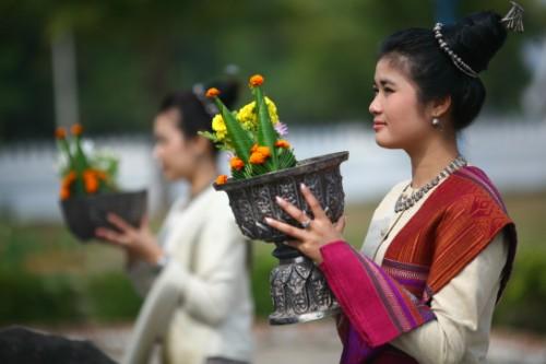 huong-dan-nhung-dieu-kieng-ki-khi-du-lich-lao-2