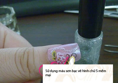 huong-dan-tu-lam-kieu-nail-dan-de-can-hoa-hong-9