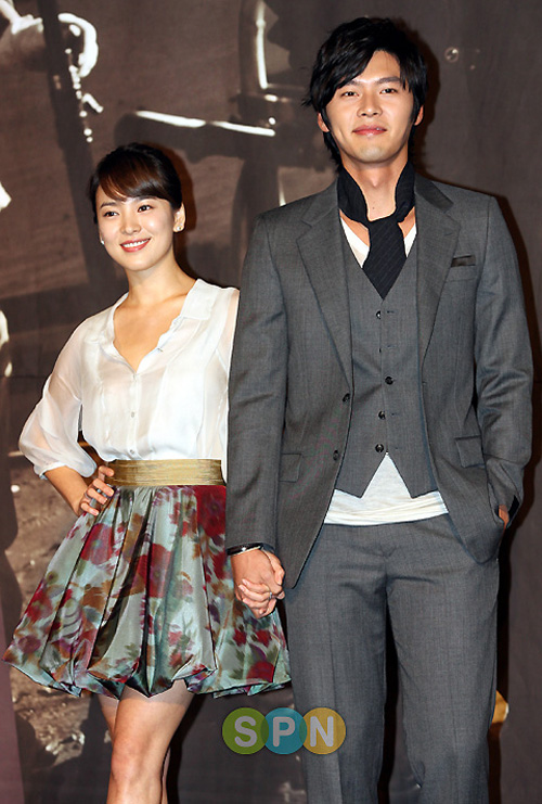 kham-pha-cach-an-gian-chieu-cao-cua-song-hye-kyo-21