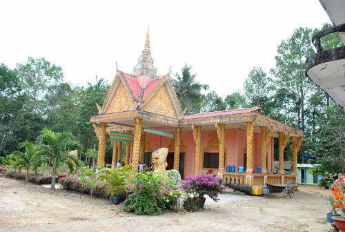 kham-pha-tra-vinh-qua-nhung-ngoi-chua-khmer-7