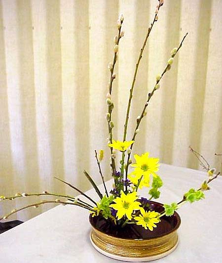 kheo-tay-trang-tri-binh-hoa-ikebana-thanh-nha-1