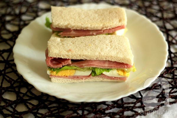 lam-banh-mi-sandwich-trung-thom-ngon-5