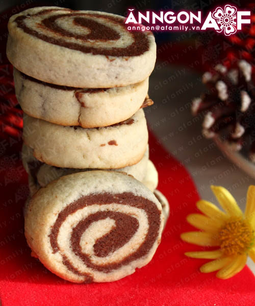 lam-pinwheel-cookies-mon-banh-quy-cua-mua-giang-sinh-21