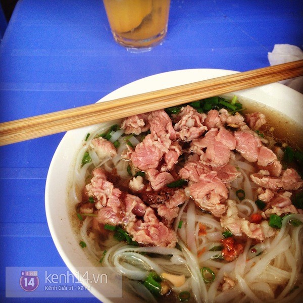 lang-thang-pho-dem-ha-noi-an-pho-ganh-1