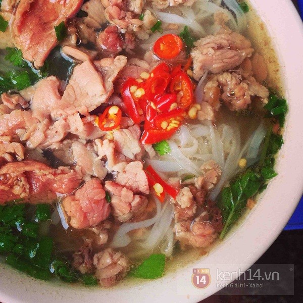 lang-thang-pho-dem-ha-noi-an-pho-ganh-4