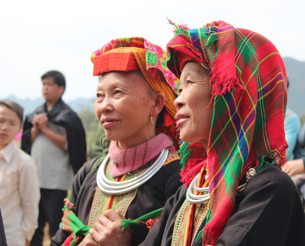 le-hoi-cau-trang-ram-thang-8-cua-nguoi-tay-o-ha-giang-1